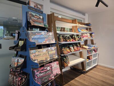 24/7 Shop